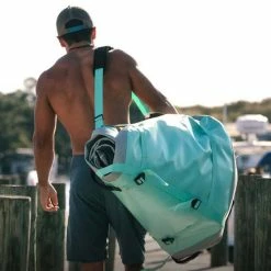 BOTE Inflatable Hangout 240 Classic 15 BOTE Inflatable Hangout 240 Classic -Spear Fishing Gear Shop BCF 650134 04 hi res